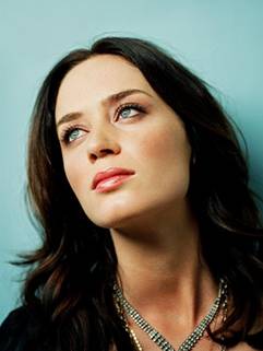 Emily Blunt swaps cheeseburgers for green tea.